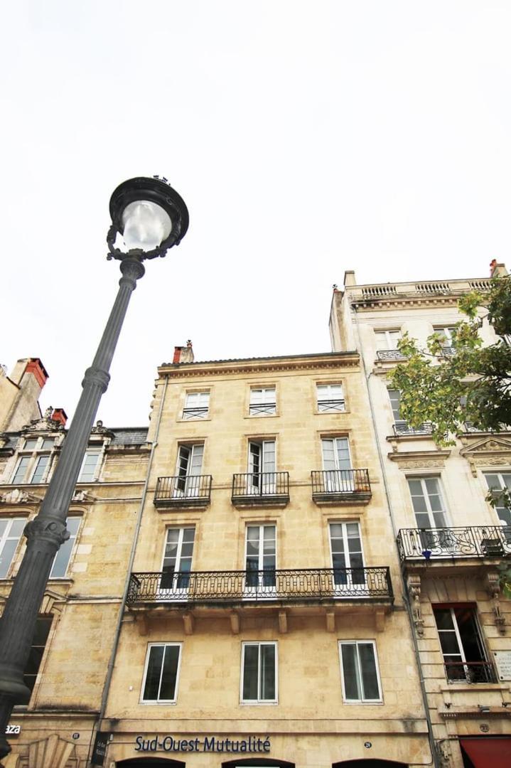 GuestReady - Comfy Attic Apartment near Grand Théâtre Bordeaux Extérieur photo