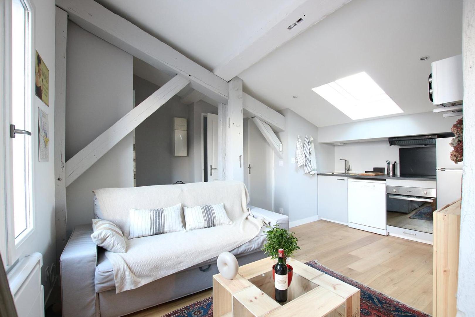 GuestReady - Comfy Attic Apartment near Grand Théâtre Bordeaux Extérieur photo